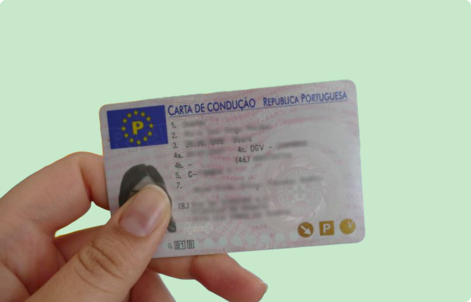 Documento oficial de como comprar a carta de condução em Portugal, registada no IMT.