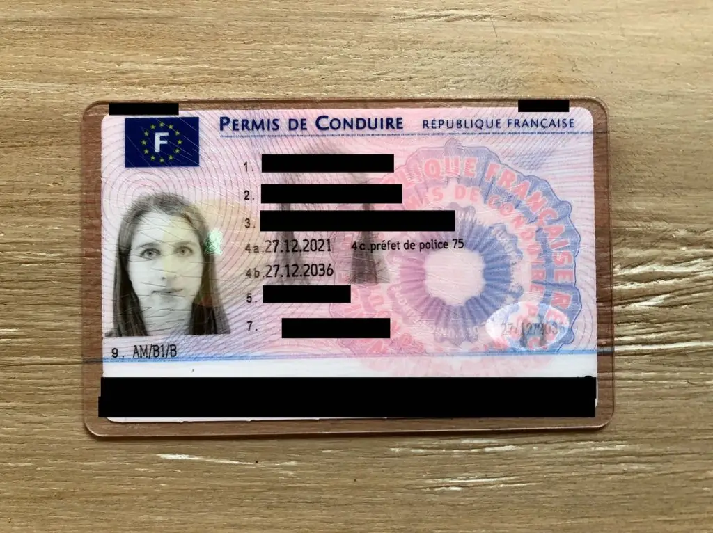 permis de conduire accéléré dans 7 à 14 jours, enregistré en préfecture